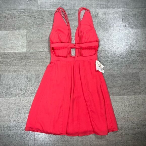 Fame And Partners Watermelon Pink Plunging Neckline Cut Out Mini Dress Women’s 4 - Picture 10 of 16